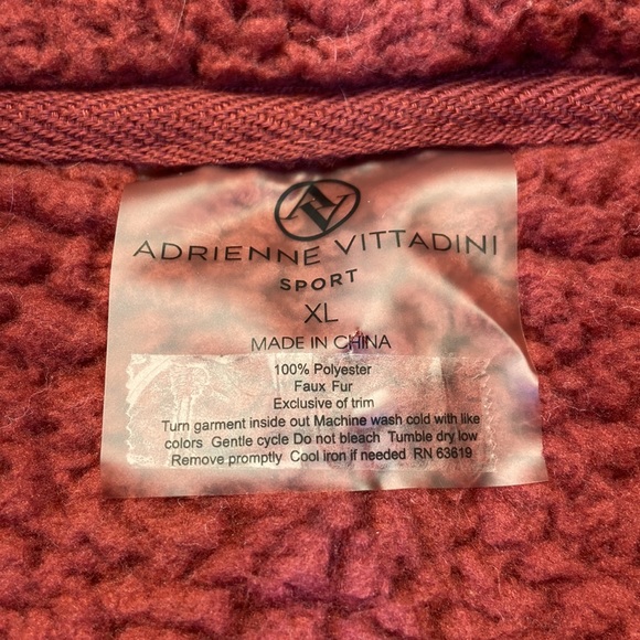 Adrienne VITTADINI Sport. Maroon Teddy Bear Pullover. Quarter Zip. X Large. - Picture 2 of 8
